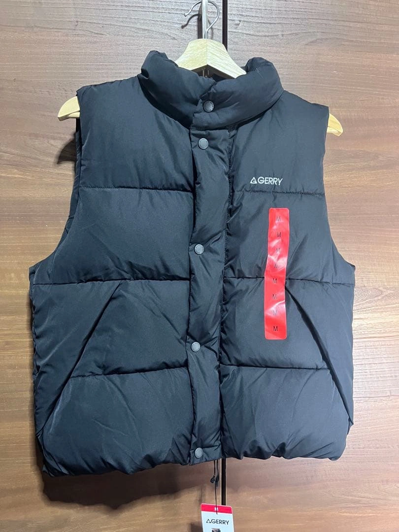 【新品タグ付き】GERRY ダウンベスト/ブラック/Mサイズ/超軽量・超保温の写真2枚目