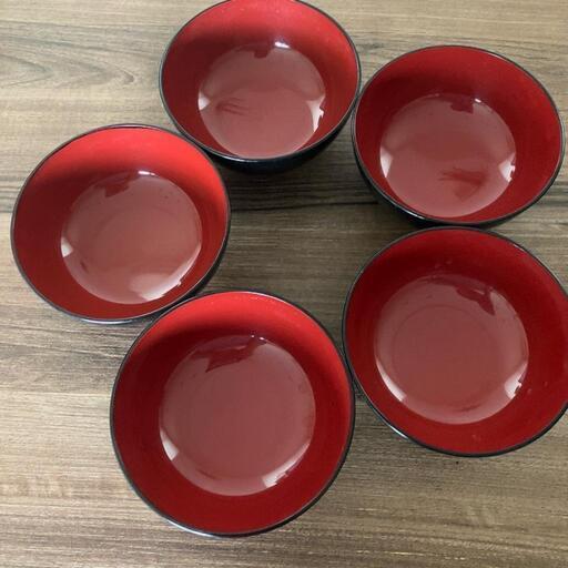お椀 5個セット 赤/黒 中古品の写真2枚目