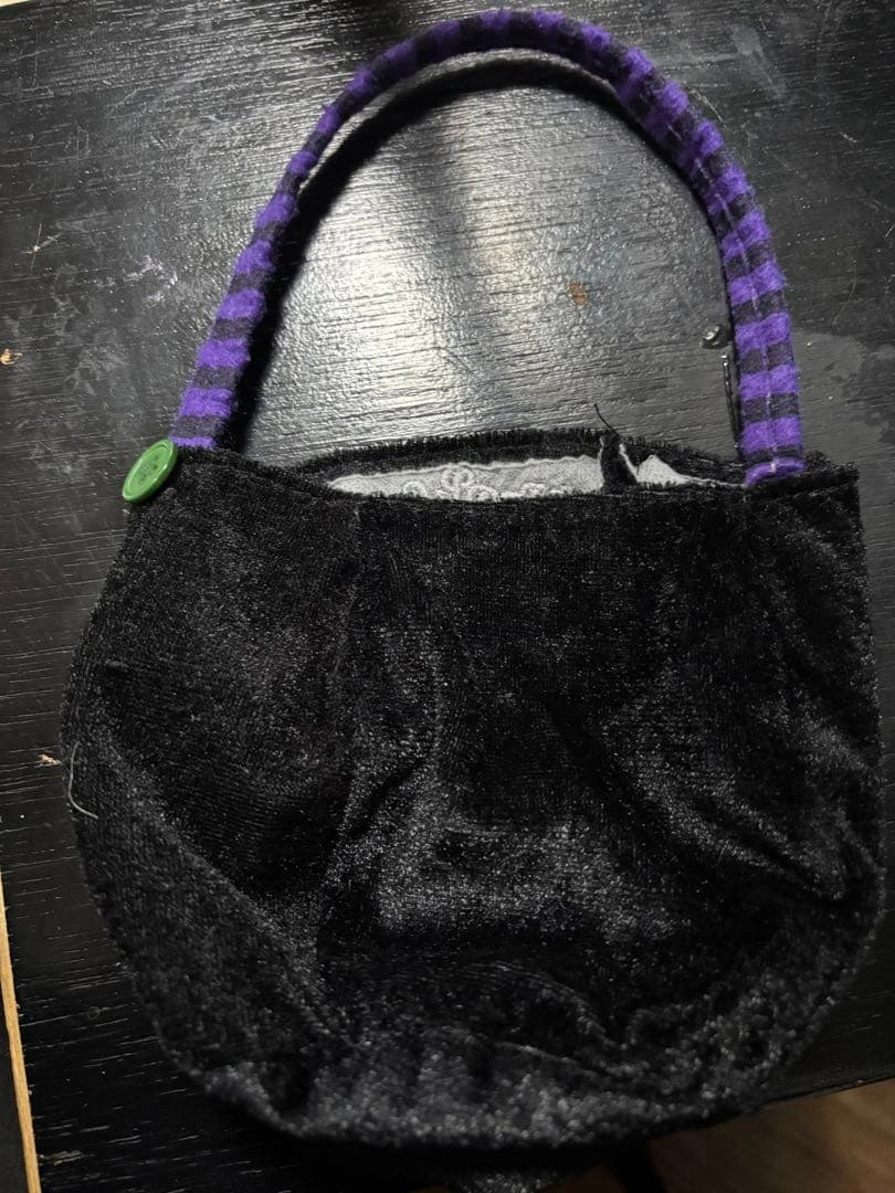 ハロウィン かぼちゃ刺繍バッグの写真2枚目