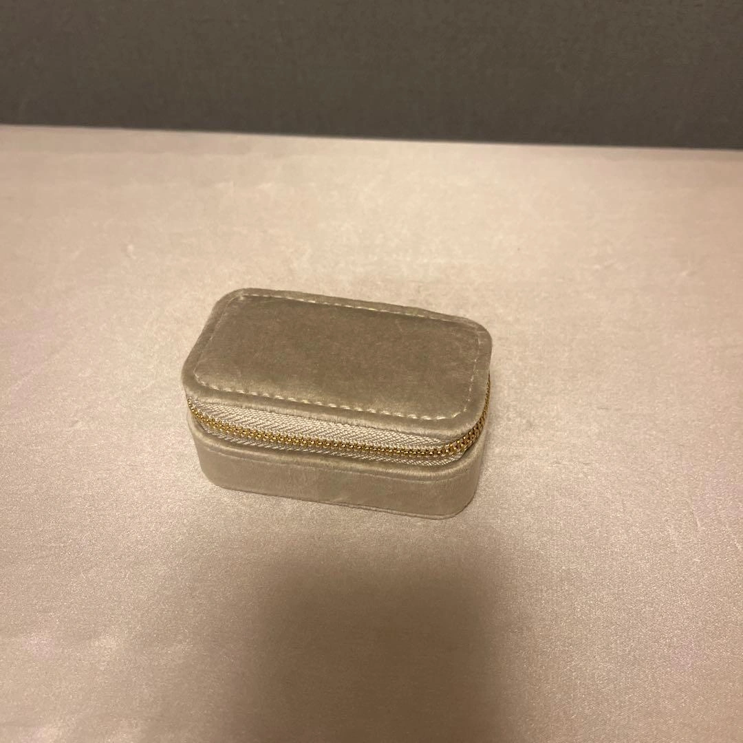 新品未使用】アクセサリーケース 小型の写真4枚目