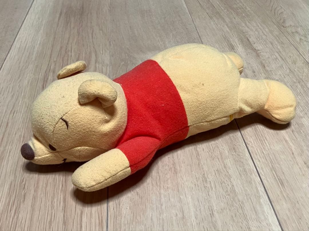 くまのプーさん 寝そべりぬいぐるみの写真2枚目