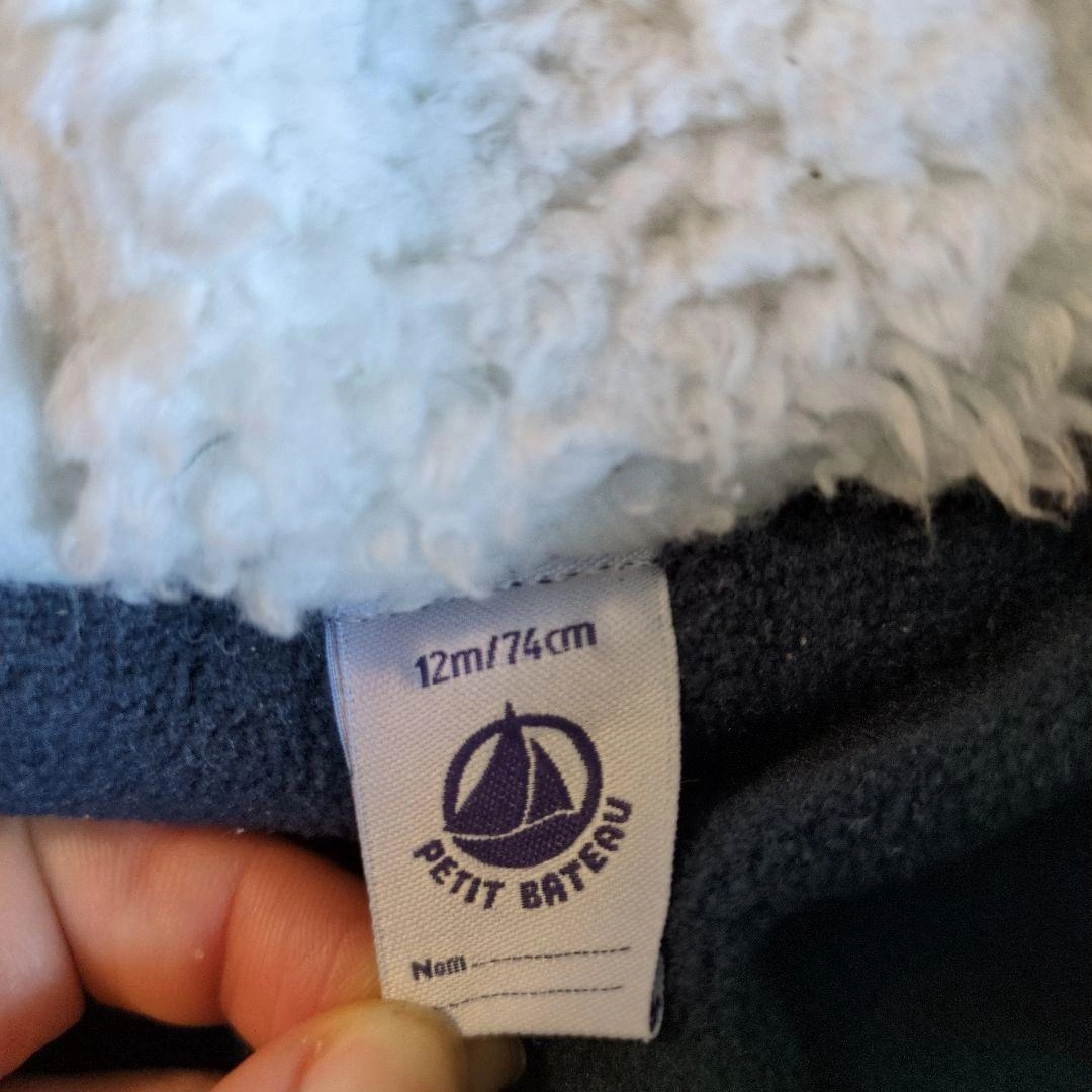 PETIT BATEAU フード付きジャンプスーツ 12M 2枚セットの写真3枚目