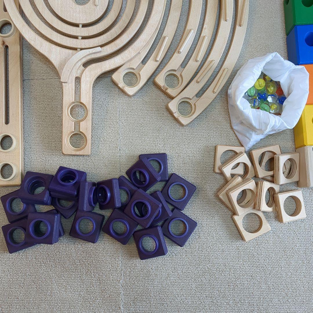 Quadrilla Twist & Rail 知育玩具 クアドリラの写真5枚目