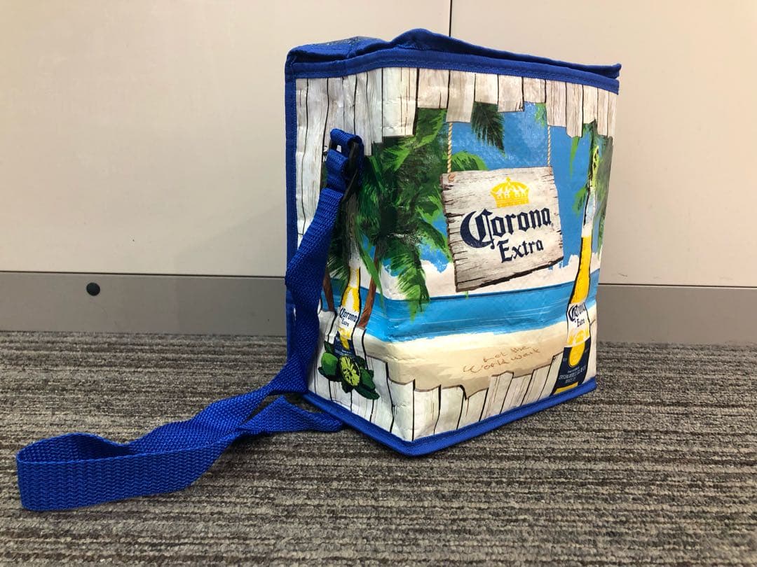 CoronaExtra クーラーバッグの写真2枚目