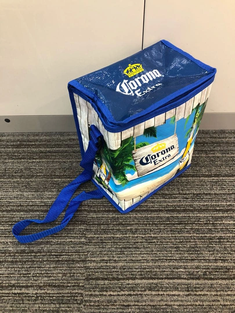 CoronaExtra クーラーバッグの写真3枚目