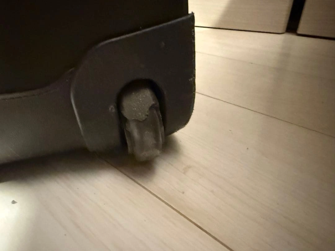TUMI Alphaガーメントキャリー 2輪 機内持ち込みバリスティックナイロンの写真3枚目
