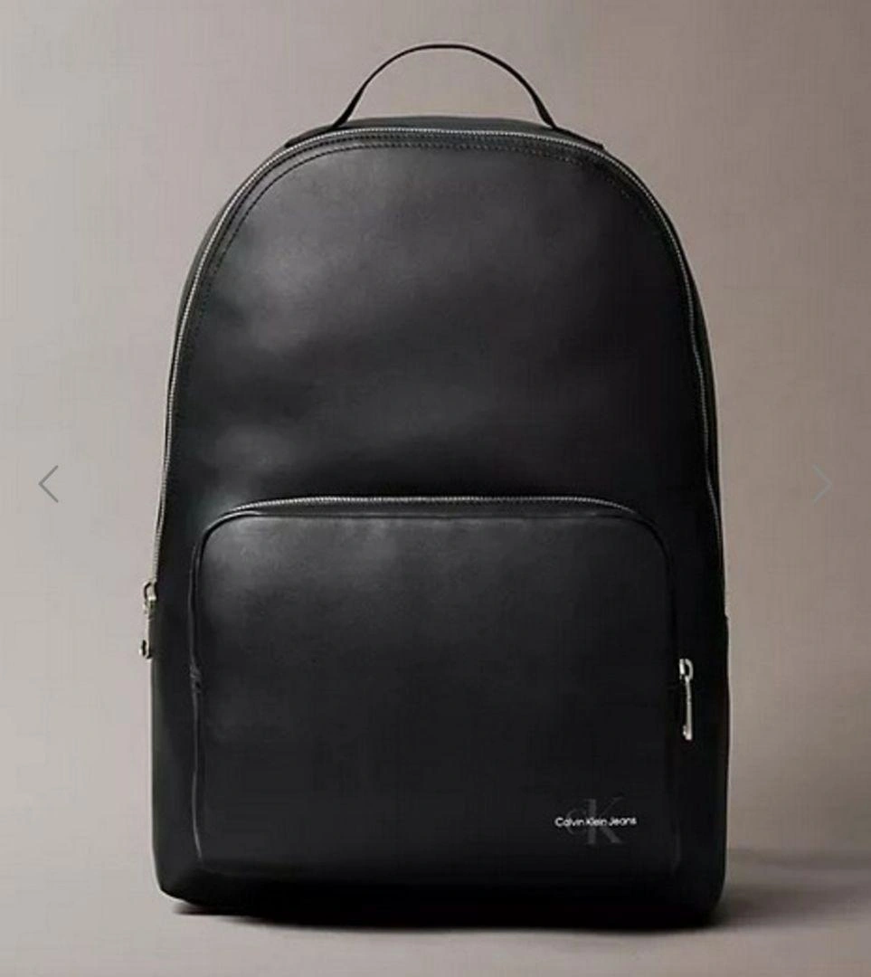 ✨新品タグ付き Calvin Klein リュック✨