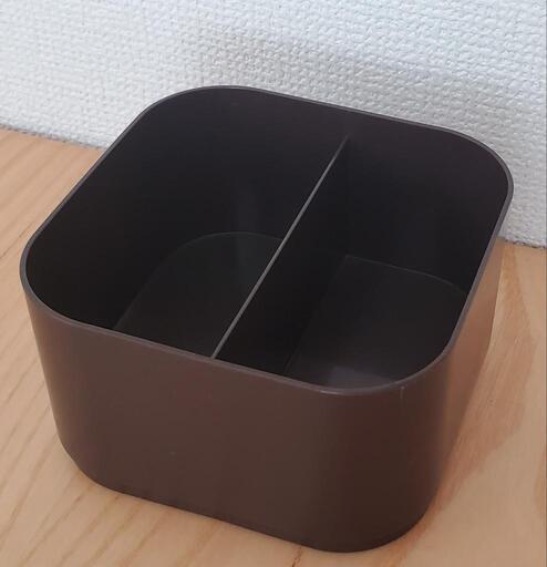 【無料】100均小物入れ