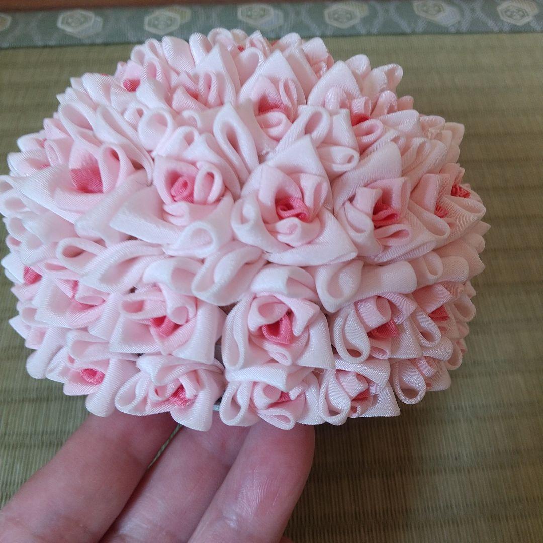 手作り。つまみ細工の小物入れ。の写真3枚目