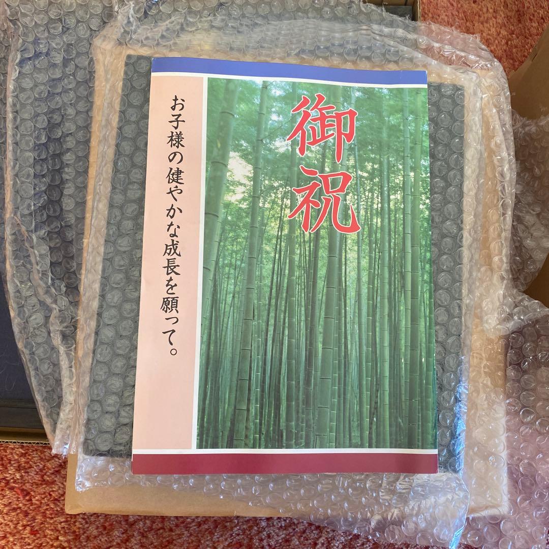 【伊達政宗公 五月人形 兜飾り（甲冑師 慶山作）弓太刀・屏風付き／箱あり】の写真10枚目