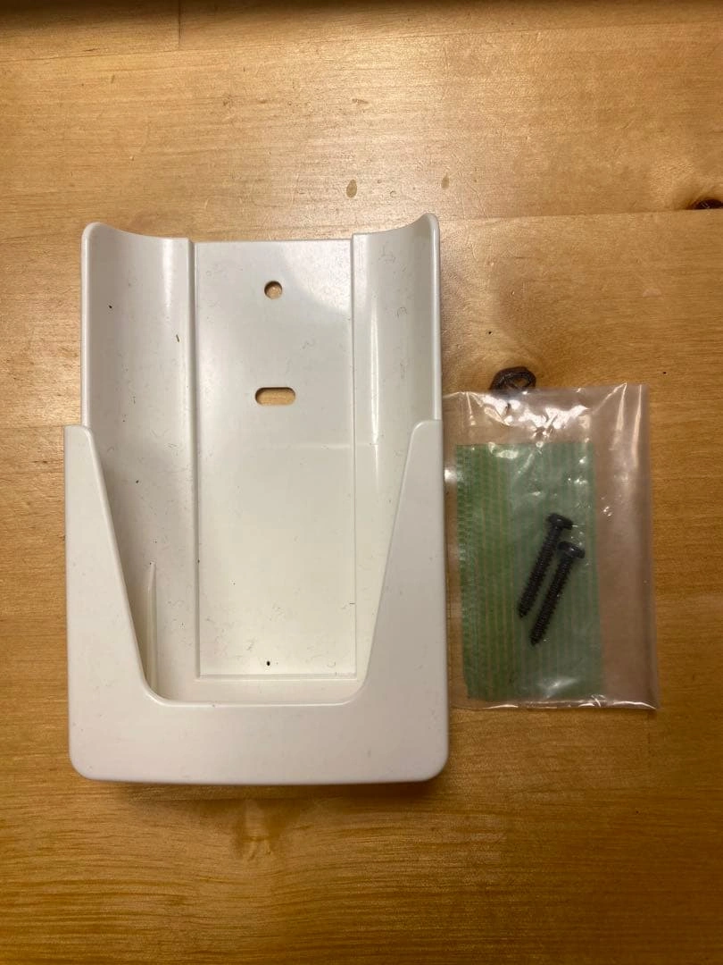 ダイキン エアコン用リモコンホルダー ホワイト、留め具