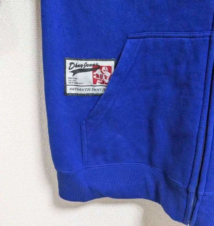 新品 USA製 DKNY JEANS ジップパーカー M ブルー ビッグロゴの写真4枚目