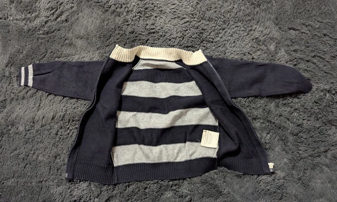 【美品】ARMANIJUNIOR アルマーニジュニア ニットブルゾン80cm 紺の写真9枚目