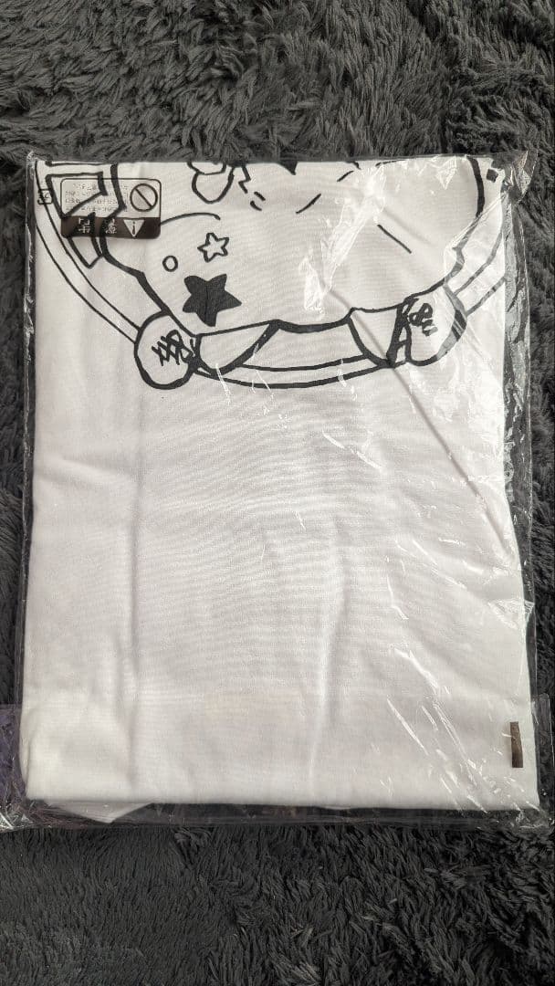 【新品未使用】メンズ白Tシャツ　サイズXLの写真2枚目