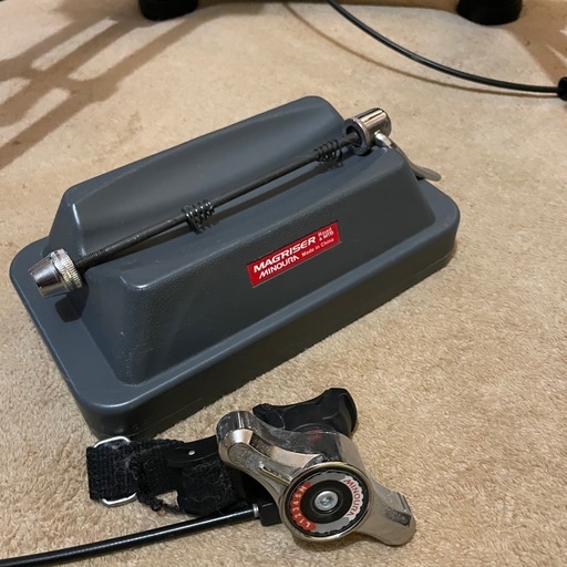 【再再値下げ・静音・安定】ミノウラ V270 固定ローラー台 付属品多数（前輪台・クイック付）の写真3枚目
