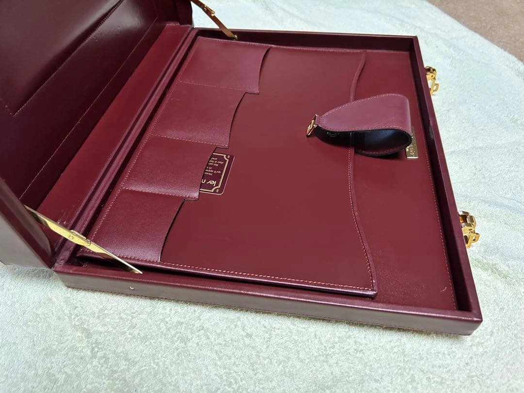 Cartier カルティエ マストライン アタッシュケースの写真10枚目