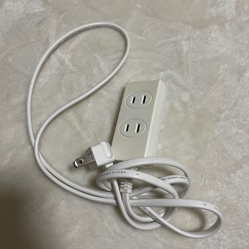 IKEA 延長コード3個口 1.5m