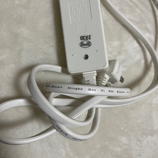 IKEA 延長コード3個口 1.5mの写真2枚目