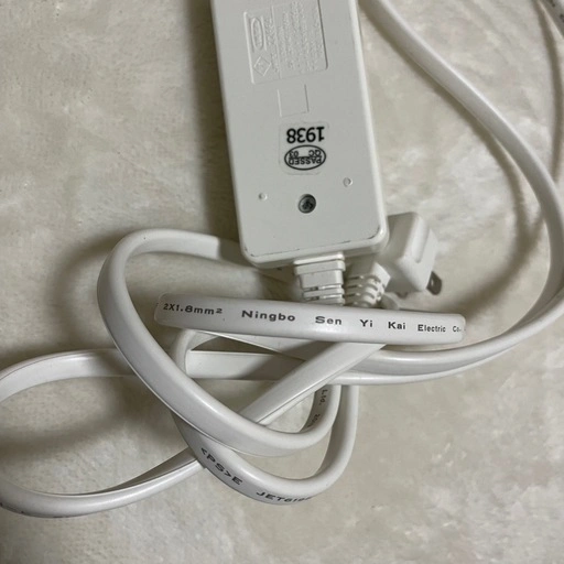IKEA 延長コード3個口 1.5mの写真2枚目