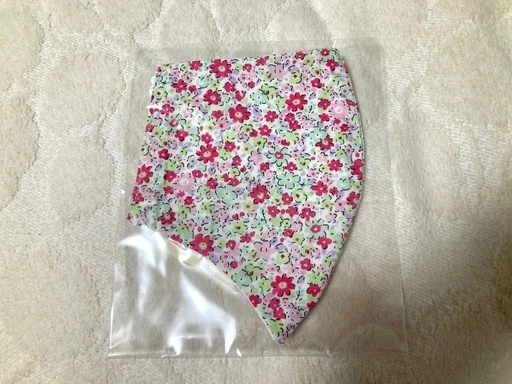 ハンドメイド 小花柄&白レース手作りマスク 2枚 新品: 立体マスク 服飾小物の写真3枚目