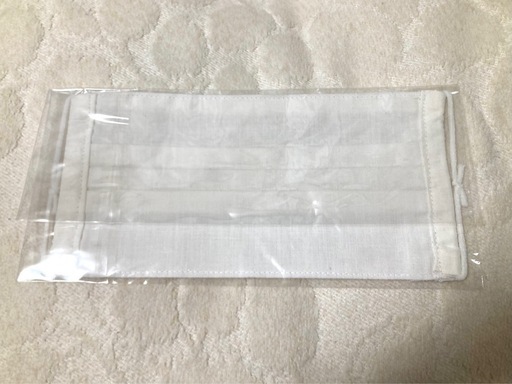 ハンドメイド　小花柄＆白レース手作りマスク　2枚　新品: 立体マスク 服飾小物の写真5枚目