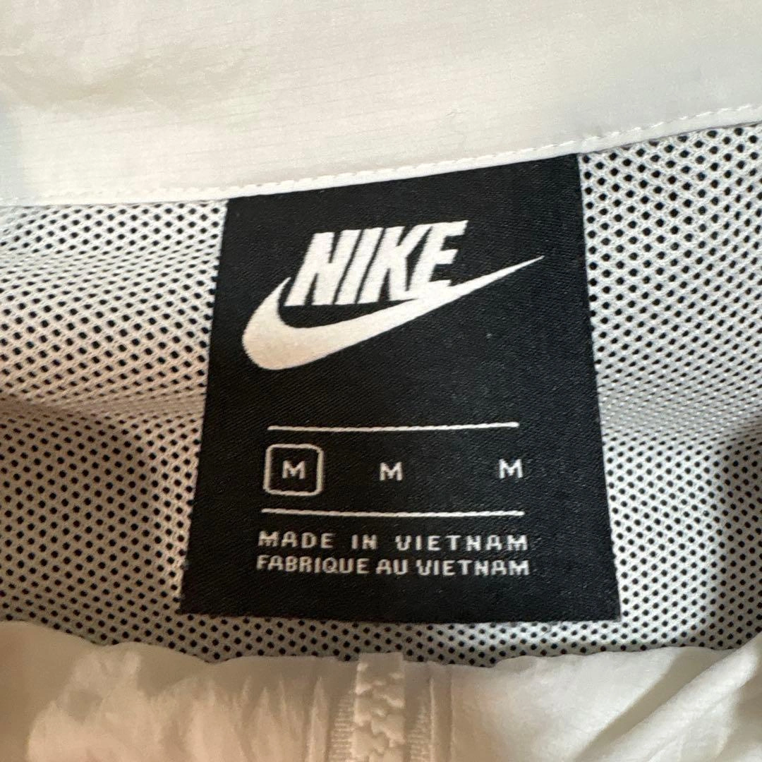 NIKE シルバー ジャンパー BIG SWOOSHの写真2枚目