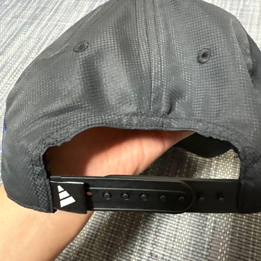 【adidas】ゴルフキャップ　黒の写真3枚目