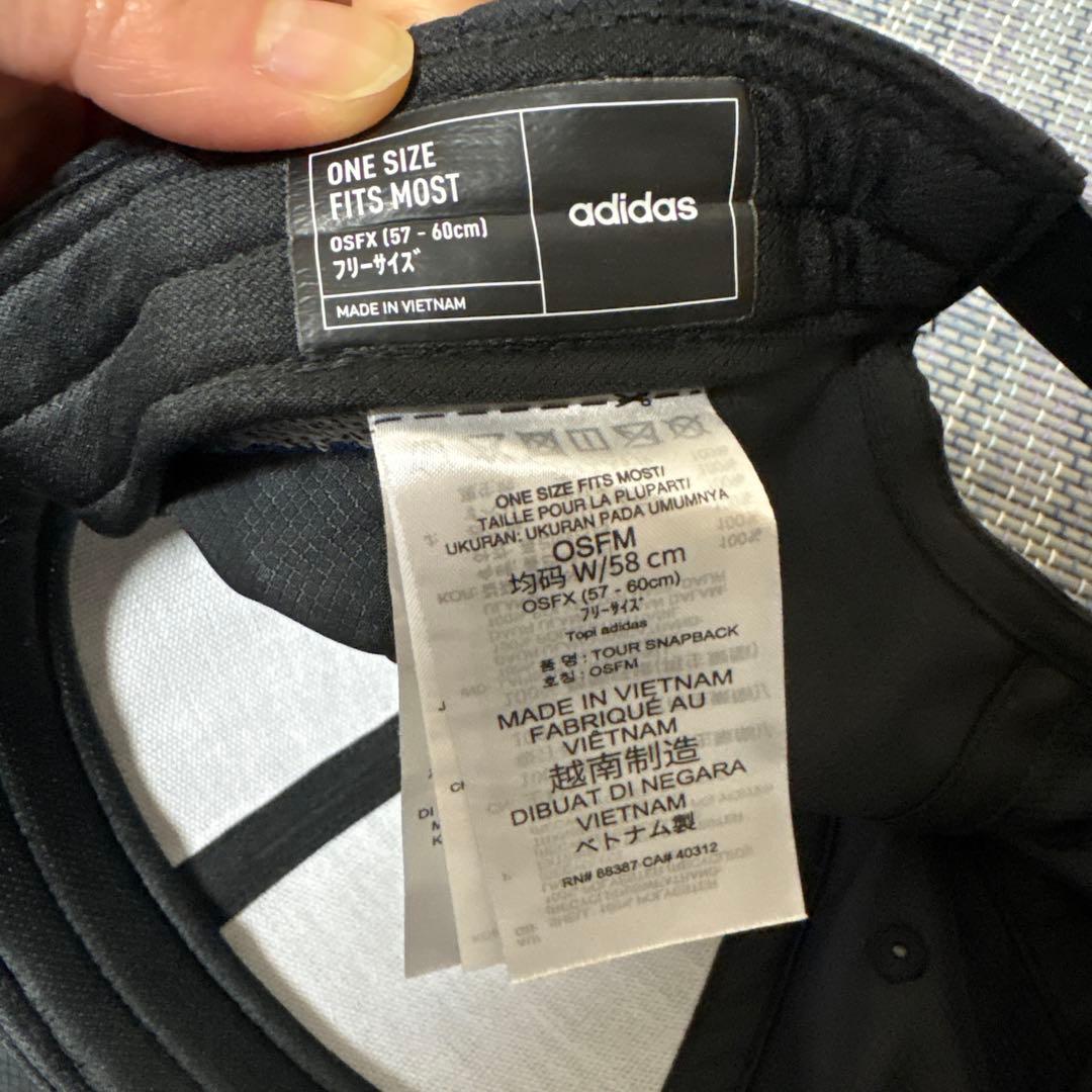 【adidas】ゴルフキャップ　黒の写真5枚目