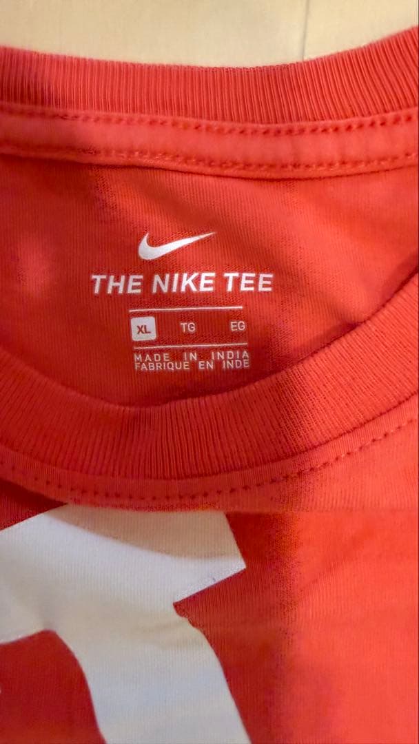 Nike Tシャツの写真2枚目