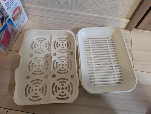 ピジョン　電子レンジスチーム消毒ケースの写真3枚目