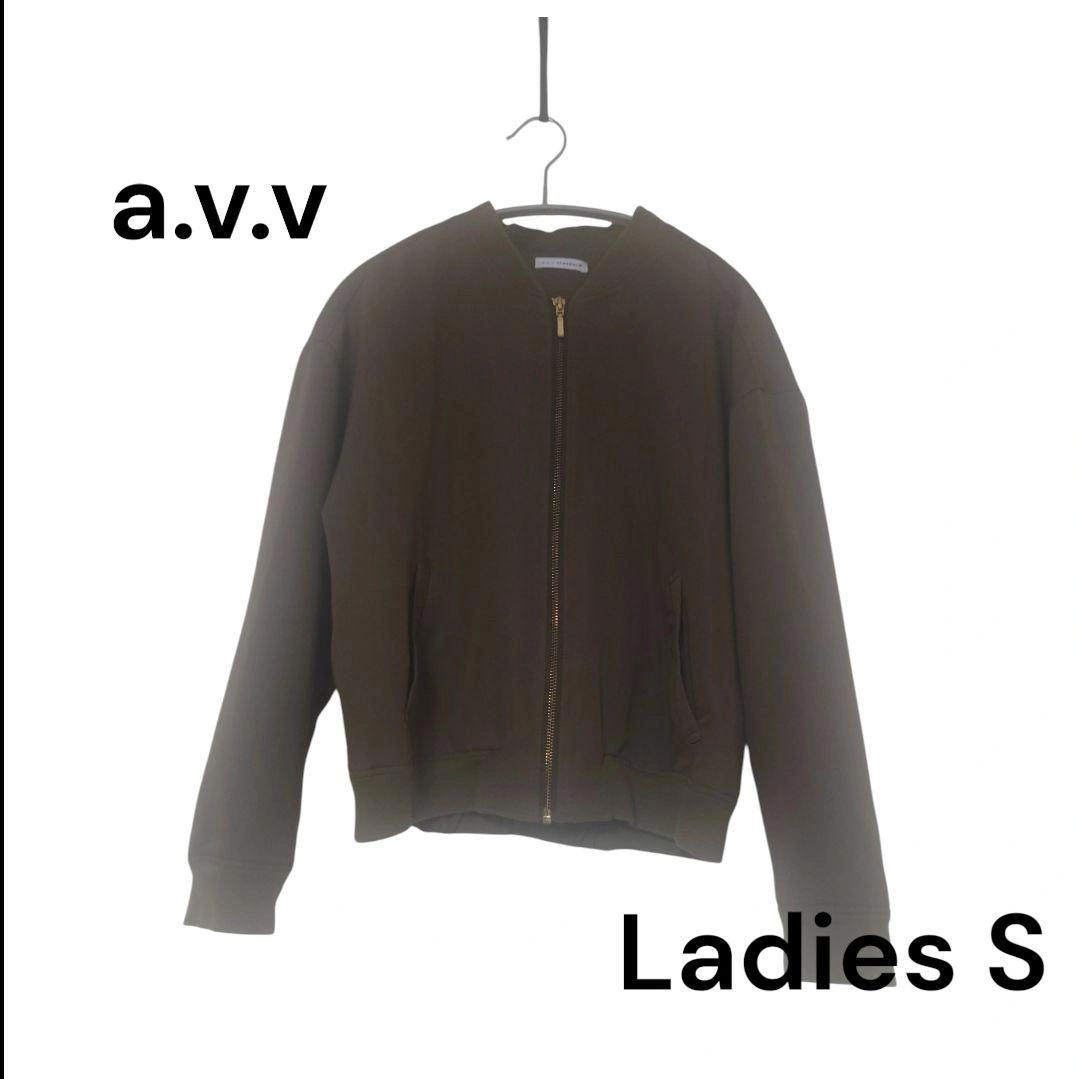a.v.v レディース Sサイズ ジャンパー