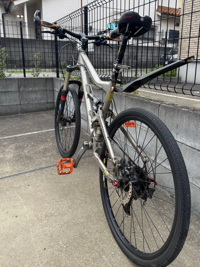 Jamis Dakar XAM 1.0 MTB フルサスペンションの写真4枚目