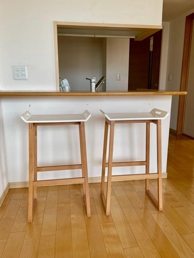 【IKEA】北欧デザイン ハイチェア 2脚セット(木製脚×ホワイト座面)