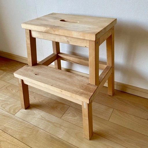【値下げ・4/19締切】IKEA 木製ステップスツール BEKVÄM ベクヴェーム(DIY・再塗装に)