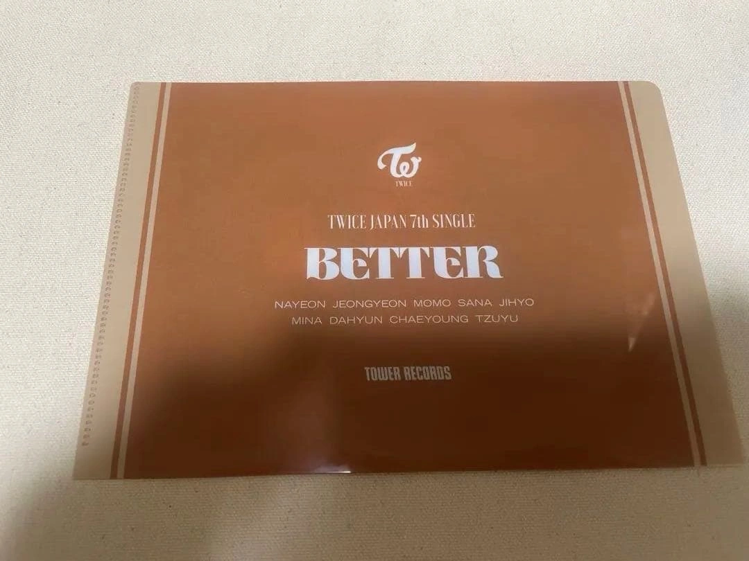 TWICE ミニファイル BETTER チェヨンの写真2枚目