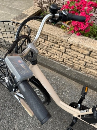 美品!オシャレな電動アシスト自転車🚲26インチの写真5枚目