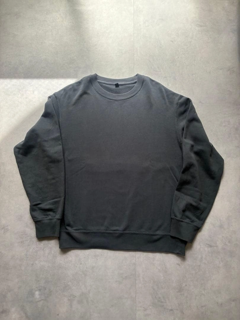 美品 UNIQLO スウェットシャツ ダークグレー L