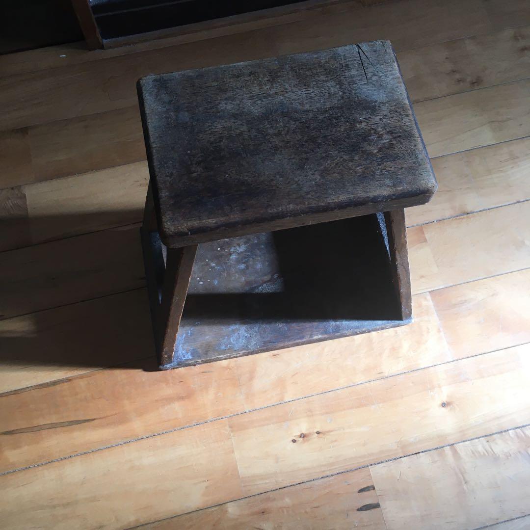 靴磨き用の台？の写真2枚目