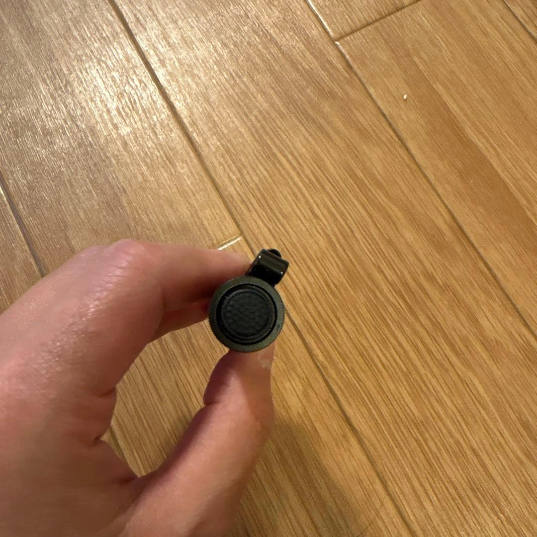 Olight i3T EOS 懐中電灯 黒の写真4枚目