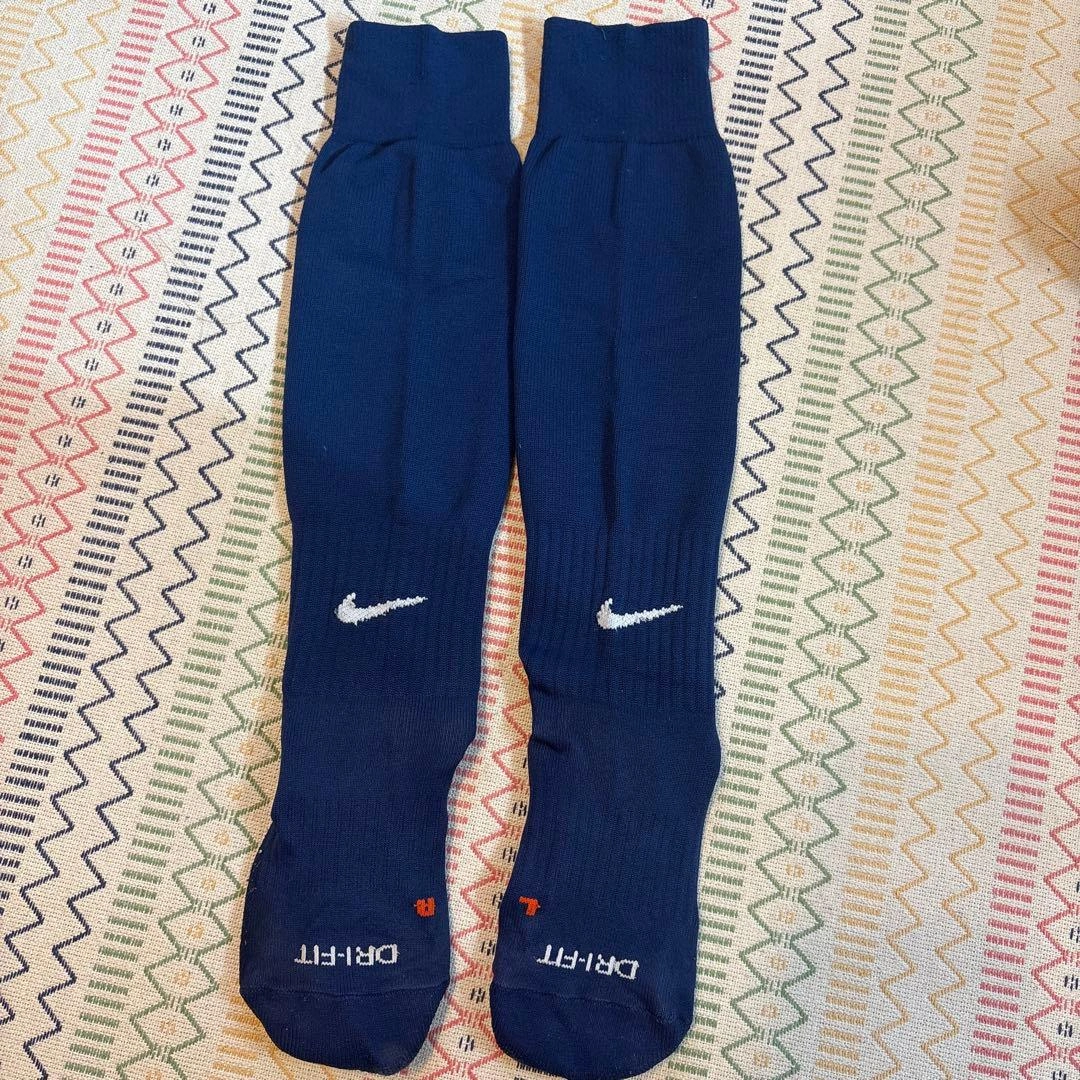 Nike DRI-FIT ネイビーソックス21〜23cm①