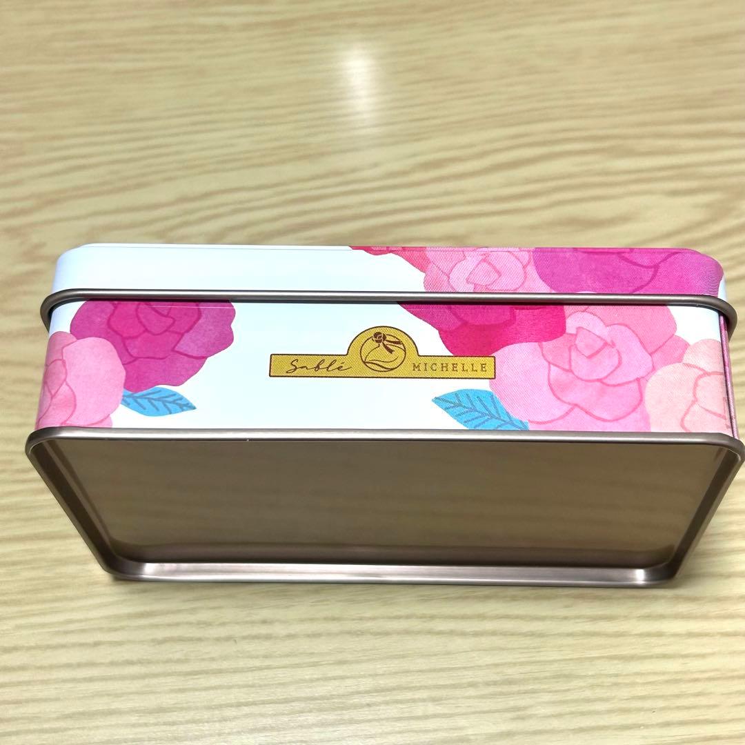 サブレミシェル　缶 空き缶　お菓子缶 小物入れ フランス　パリの写真6枚目