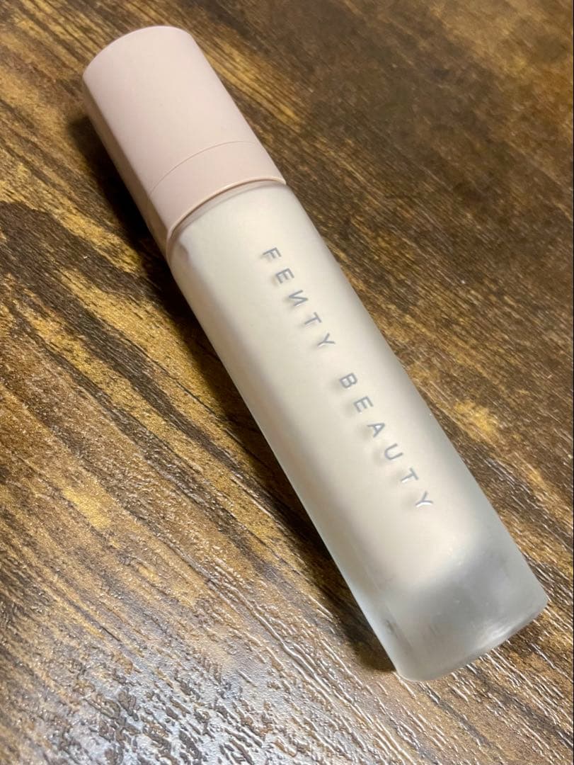 FENTY BEAUTY PRO FILT'R 化粧下地 フェンティビューティー