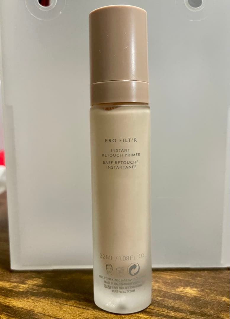 FENTY BEAUTY PRO FILT'R 化粧下地 フェンティビューティーの写真2枚目