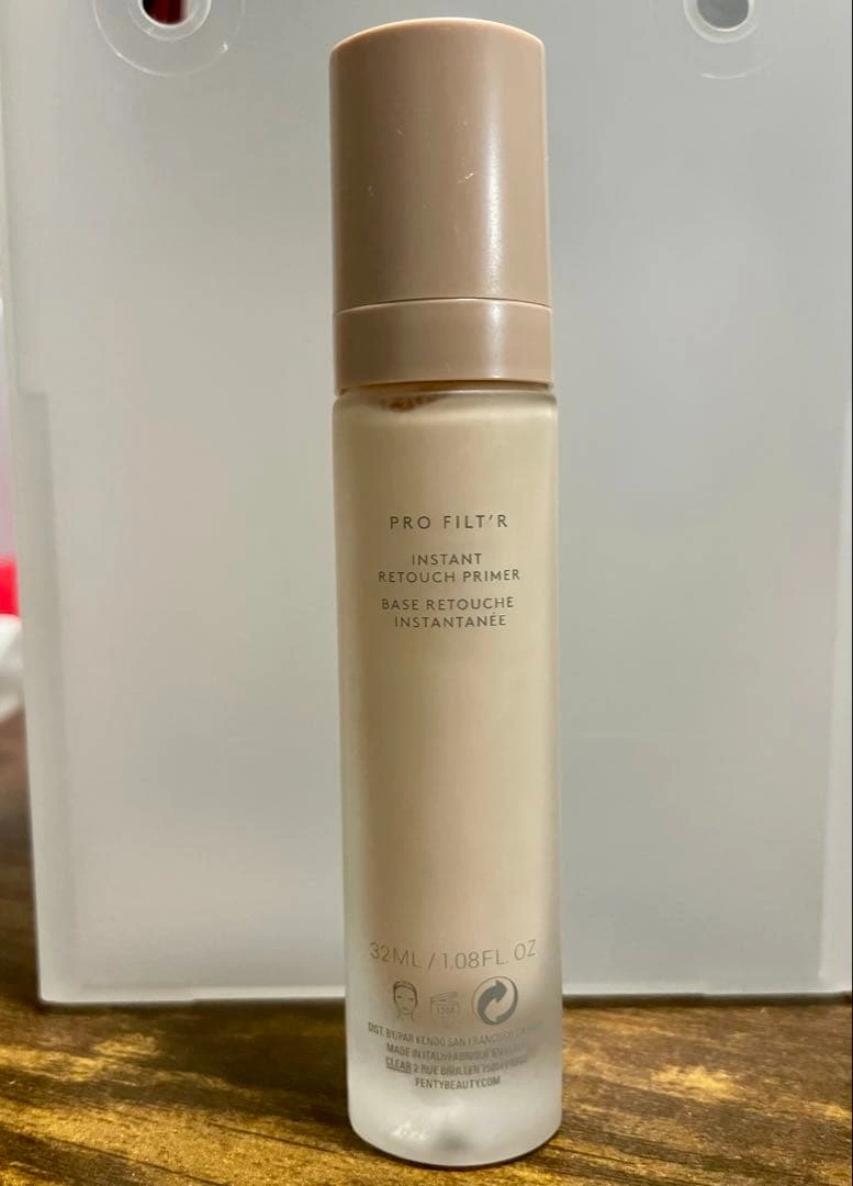FENTY BEAUTY PRO FILT'R 化粧下地 フェンティビューティーの写真2枚目