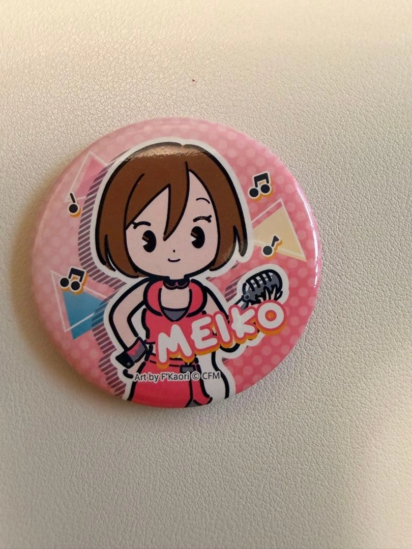 MEIKO 缶バッジ ピンク