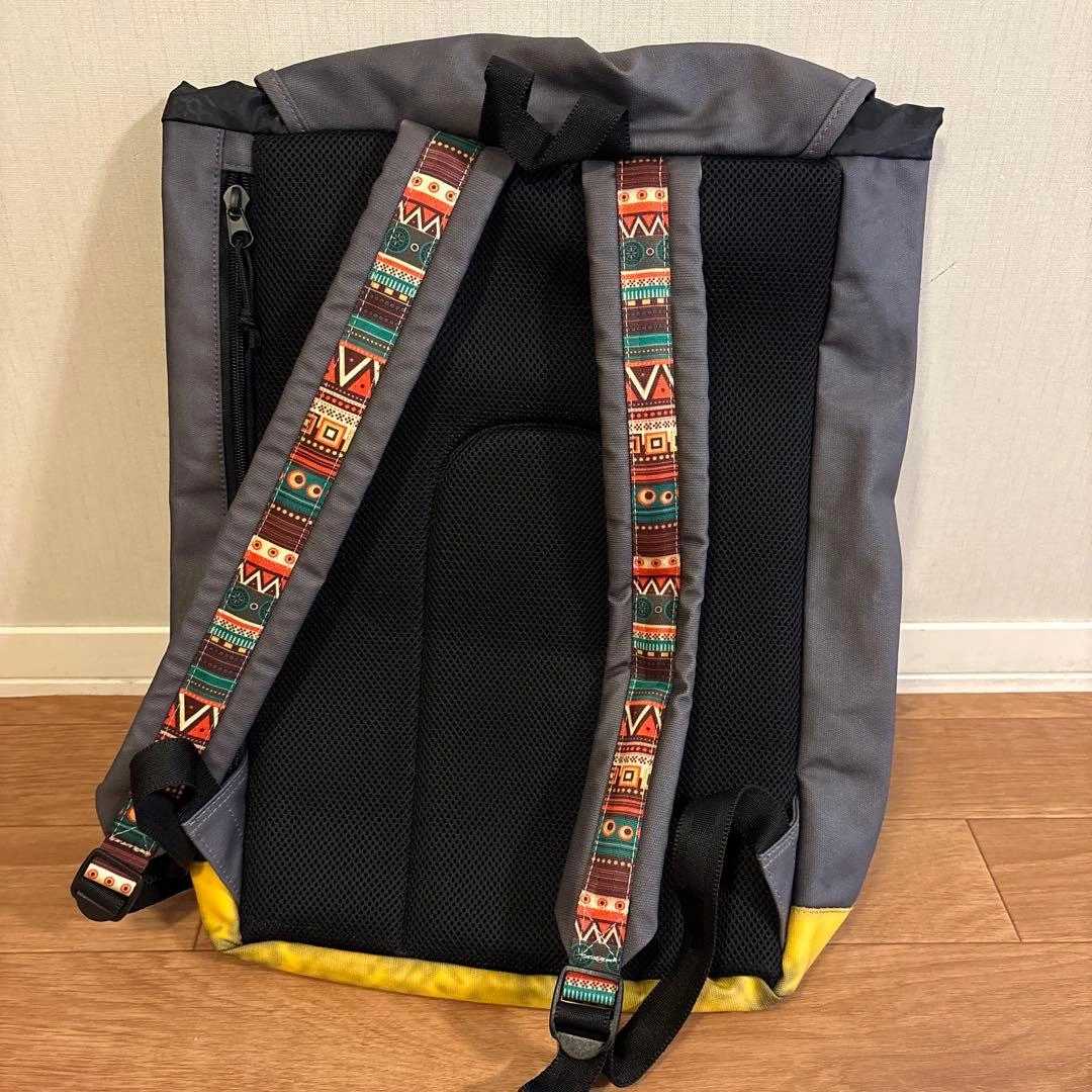 OUTDOOR エスニック柄リュックの写真2枚目