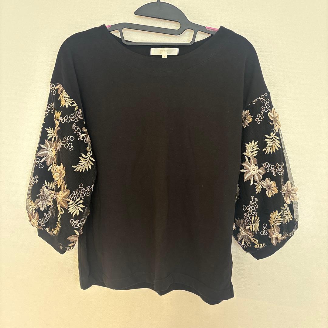 grove 刺繍入り黒五分袖トップス M