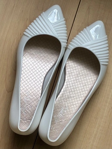 【中古美品】サンダルS~Mサイズの写真3枚目
