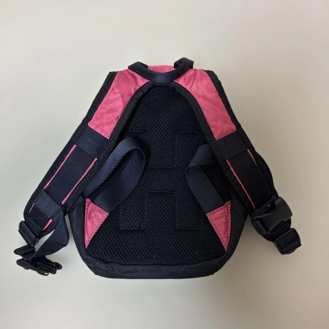 子供用【Tommy Hilfiger】ピンクネイビー ベビーリュックの写真2枚目