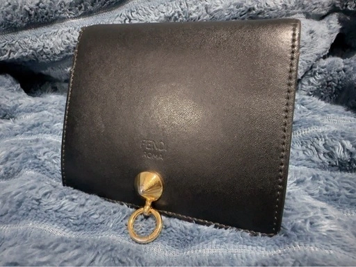 FENDI 2つ折り財布